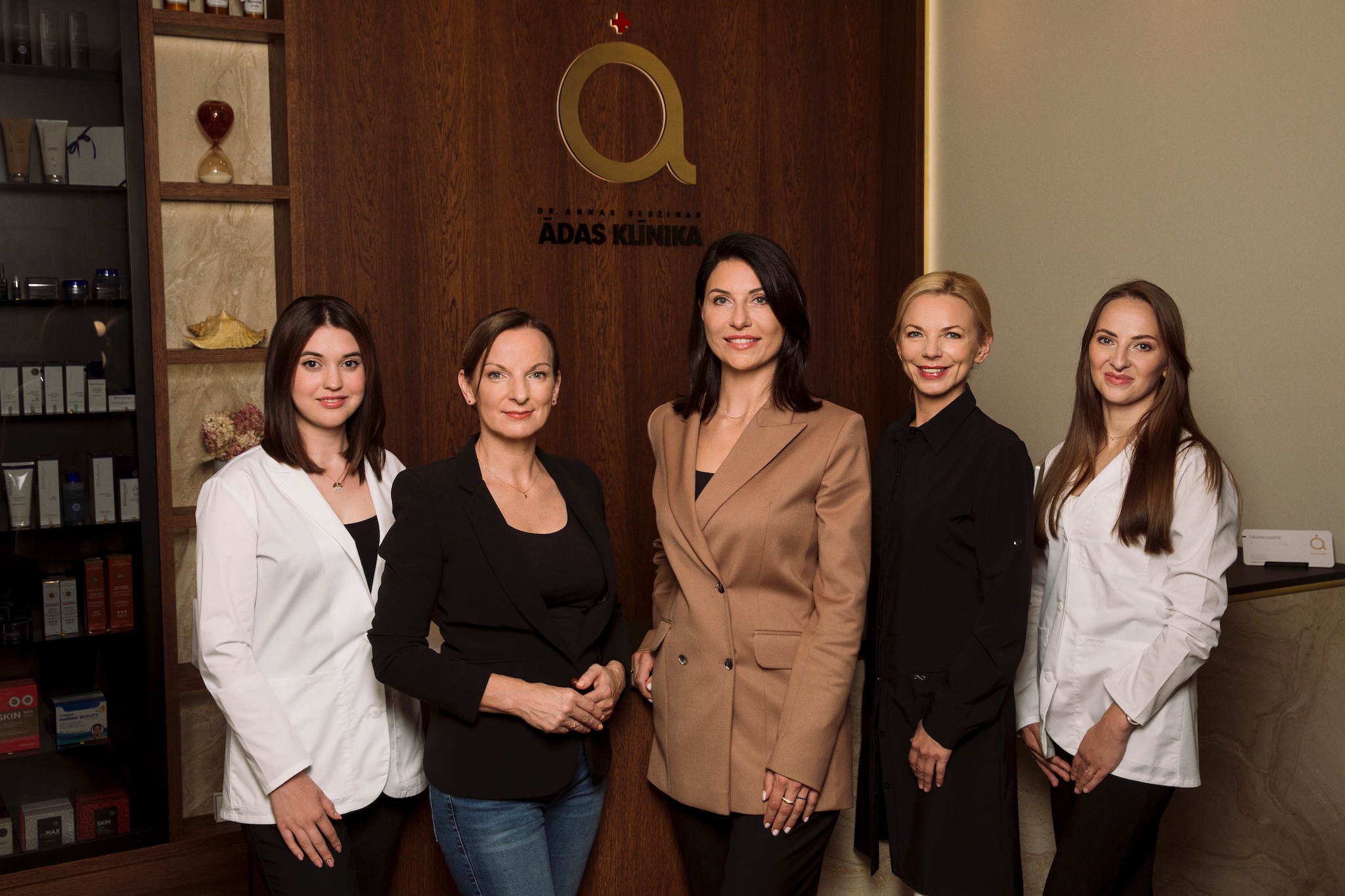 Dr. Annas Bērziņas Ādas klīnika speciālisti